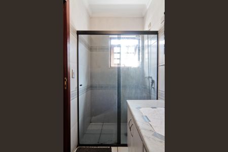 Casa à venda com 434m², 4 quartos e 5 vagasBanheiro da Suíte 4