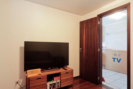 Casa à venda com 434m², 4 quartos e 5 vagasEdicula - quarto