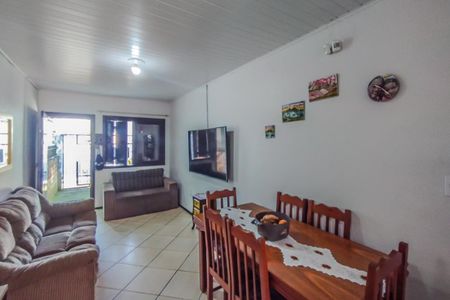 Casa à venda com 94m², 2 quartos e 1 vaga Casa à venda com 94m², 2 quartos e 1 vagaSala