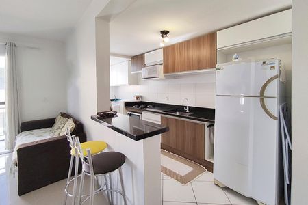 Apartamento à venda com 60m², 2 quartos e 1 vagaCozinha e Área de Serviço