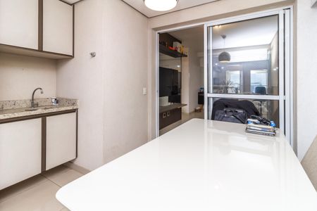 Apartamento à venda com 66m², 2 quartos e 1 vagaVaranda