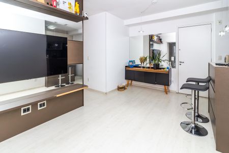 Apartamento à venda com 66m², 2 quartos e 1 vagaSala