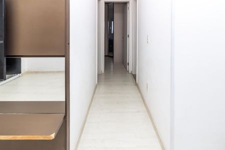 Apartamento à venda com 66m², 2 quartos e 1 vagaCorredor