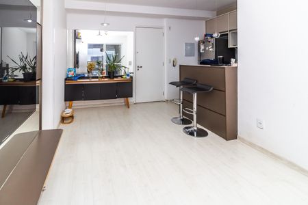 Apartamento à venda com 66m², 2 quartos e 1 vagaSala