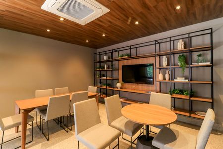 Studio para alugar com 35m², 1 quarto e sem vagaÁrea comum - Salão de festas