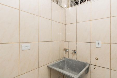 Casa para alugar com 48m², 2 quartos e sem vaga Casa para alugar com 48m², 2 quartos e sem vagaÁrea de Serviço
