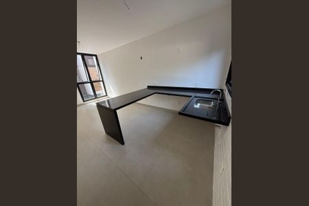 Casa de condomínio à venda com 163m², 2 quartos e 2 vagasFoto 02