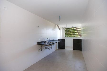 Apartamento à venda com 145m², 4 quartos e 2 vagas