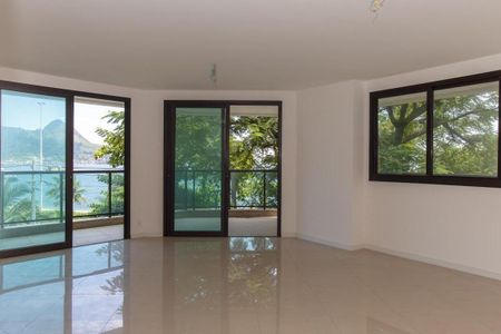 Apartamento à venda com 145m², 4 quartos e 2 vagas