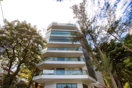 Apartamento à venda com 145m², 4 quartos e 2 vagas