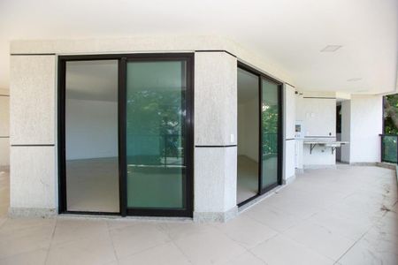 Apartamento à venda com 145m², 4 quartos e 2 vagas