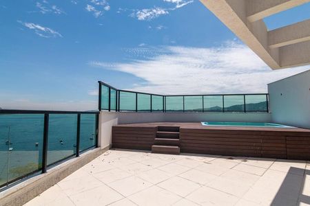 Apartamento à venda com 145m², 4 quartos e 2 vagas