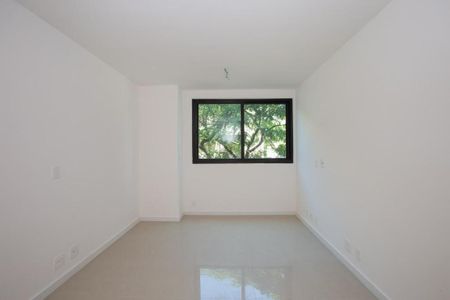 Apartamento à venda com 145m², 4 quartos e 2 vagas