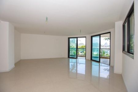 Apartamento à venda com 145m², 4 quartos e 2 vagas