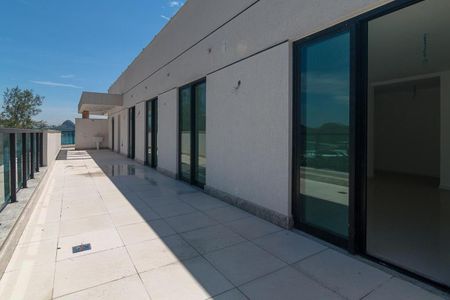 Apartamento à venda com 145m², 4 quartos e 2 vagas