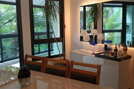 Apartamento à venda com 145m², 4 quartos e 2 vagas