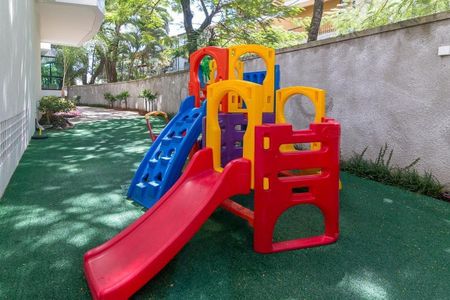 Apartamento à venda com 145m², 4 quartos e 2 vagas