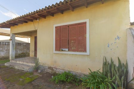 Casa para alugar com 50m², 2 quartos e 4 vagasFachada