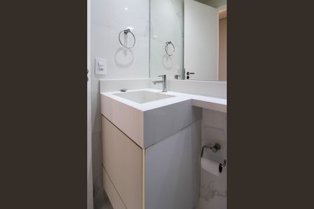 Apartamento para alugar com 42m², 2 quartos e 1 vaga Apartamento para alugar com 42m², 2 quartos e 1 vagaBanheiro