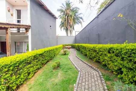 Casa de condomínio à venda com 65m², 2 quartos e 1 vaga Casa de condomínio à venda com 65m², 2 quartos e 1 vagaJardim