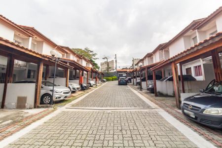 Casa de condomínio à venda com 65m², 2 quartos e 1 vaga Casa de condomínio à venda com 65m², 2 quartos e 1 vagaÁrea comum