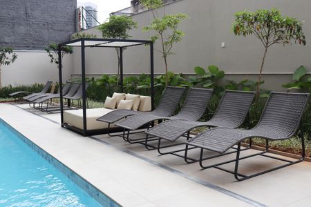 Apartamento à venda com 26m², 1 quarto e sem vagaÁrea comum - Piscina