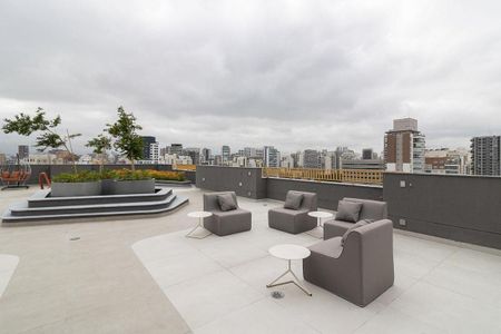 Apartamento à venda com 26m², 1 quarto e sem vaga Apartamento à venda com 26m², 1 quarto e sem vagaTerraço
