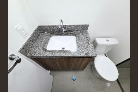 Apartamento à venda com 26m², 1 quarto e sem vaga Apartamento à venda com 26m², 1 quarto e sem vagaBanheiro da Suíte