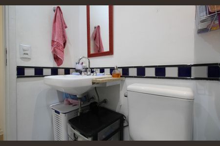 Apartamento à venda com 76m², 3 quartos e 2 vagasBanheiro 2