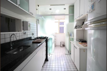 Apartamento à venda com 76m², 3 quartos e 2 vagasCozinha