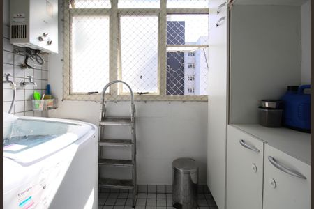 Apartamento à venda com 76m², 3 quartos e 2 vagasÁrea de Serviço