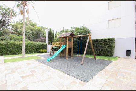 Apartamento à venda com 76m², 3 quartos e 2 vagasÁrea comum - Playground
