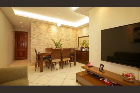 Apartamento à venda com 74m², 3 quartos e 1 vagaSala