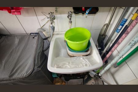 Apartamento à venda com 74m², 3 quartos e 1 vagaÁrea de Serviço