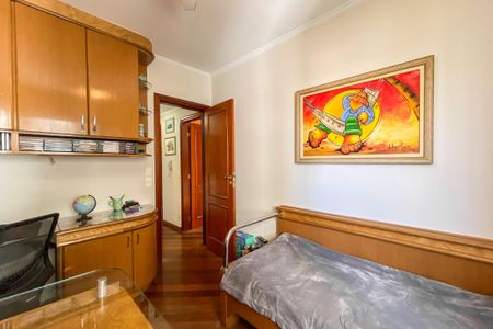 Apartamento à venda com 135m², 4 quartos e 2 vagasQuarto 1