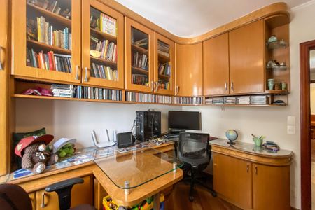 Apartamento à venda com 135m², 4 quartos e 2 vagasQuarto 1