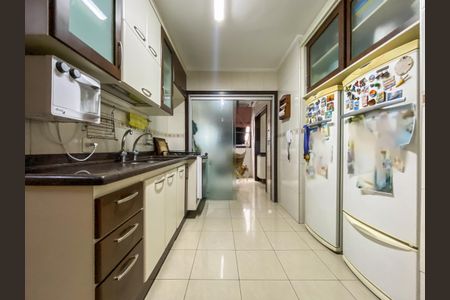 Apartamento à venda com 135m², 4 quartos e 2 vagasCozinha