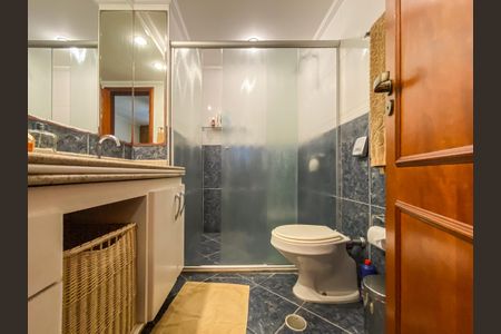 Apartamento à venda com 135m², 4 quartos e 2 vagasBanheiro Master