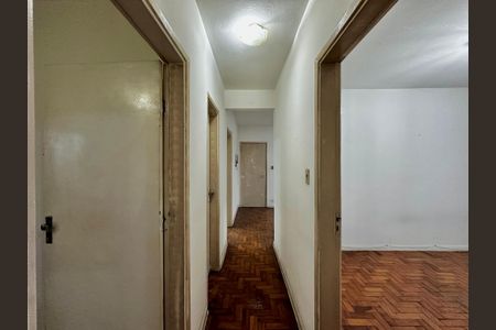 Apartamento à venda com 79m², 3 quartos e sem vagaCorredor Quartos