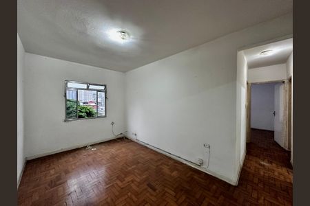 Apartamento à venda com 79m², 3 quartos e sem vagaSala