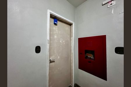 Apartamento à venda com 79m², 3 quartos e sem vagaLockbox