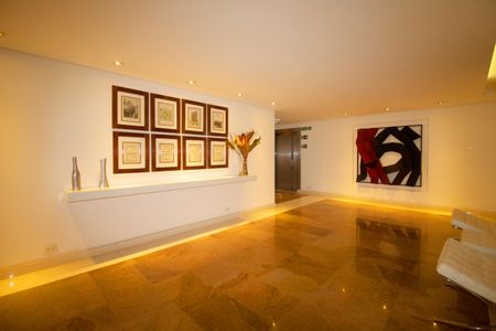 Apartamento à venda com 69m², 1 quarto e sem vagaÁrea comum