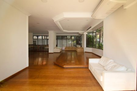 Apartamento à venda com 69m², 1 quarto e sem vagaÁrea comum