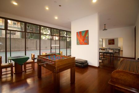 Apartamento à venda com 69m², 1 quarto e sem vagaÁrea comum