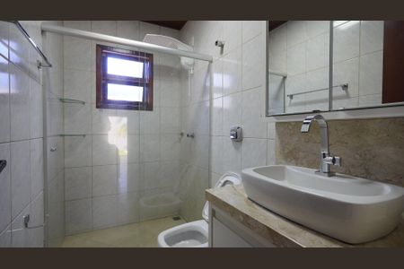 Casa para alugar com 150m², 3 quartos e 2 vagasBanheiro
