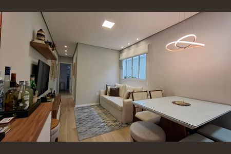 Apartamento à venda com 53m², 2 quartos e 1 vagaSala