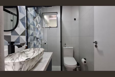Apartamento à venda com 53m², 2 quartos e 1 vagaBanheiro 2