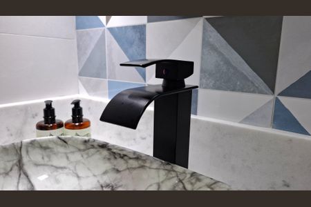 Apartamento à venda com 53m², 2 quartos e 1 vagaBanheiro 2