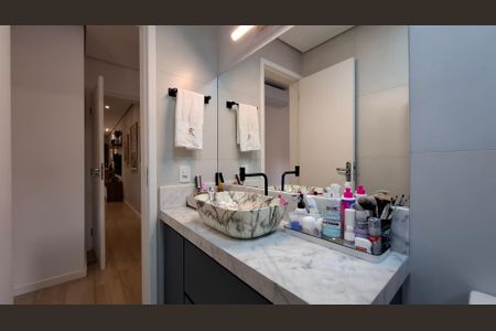 Apartamento à venda com 53m², 2 quartos e 1 vagaBanheiro do Quarto 2