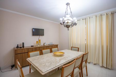 Casa à venda com 300m², 3 quartos e sem vagaCopa